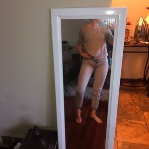 Carson’s Grey Knot Top